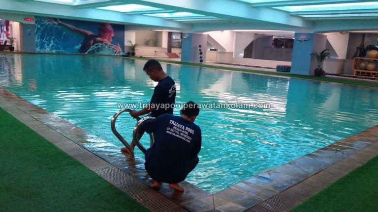 Jasa Pembersih Kolam Renang Profesional Jasa pembersihan Kolam Renang
