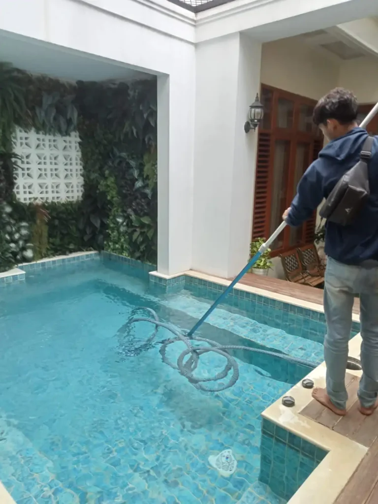 Cara Merawat Vacuum Pool Cleaner agar Awet & Efektif cara merawat vacuum pool cleaner