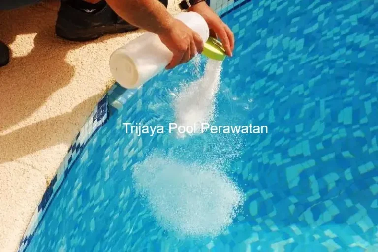Cara Memilih Kaporit Kolam Renang Agar Air Selalu Jernih Klorin Kolam Renang