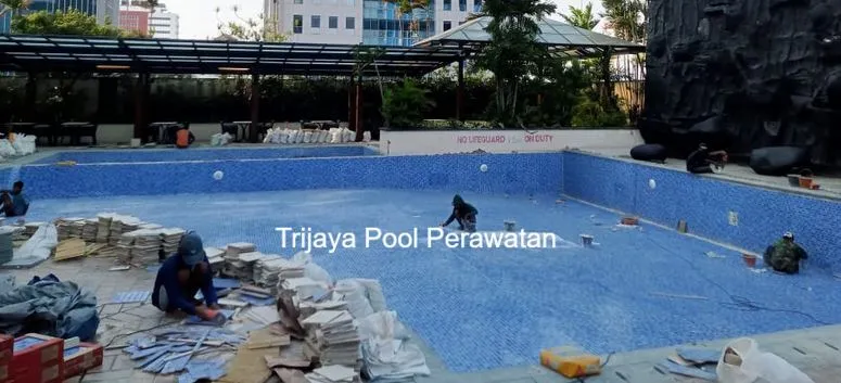 Cara Perawatan Kolam Renang Hotel
