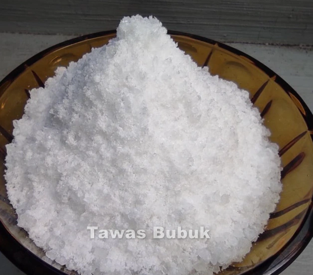 tawas bubuk kolam renang