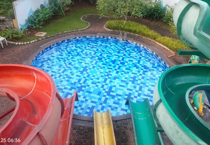 perawatan kolam renang anak-anak